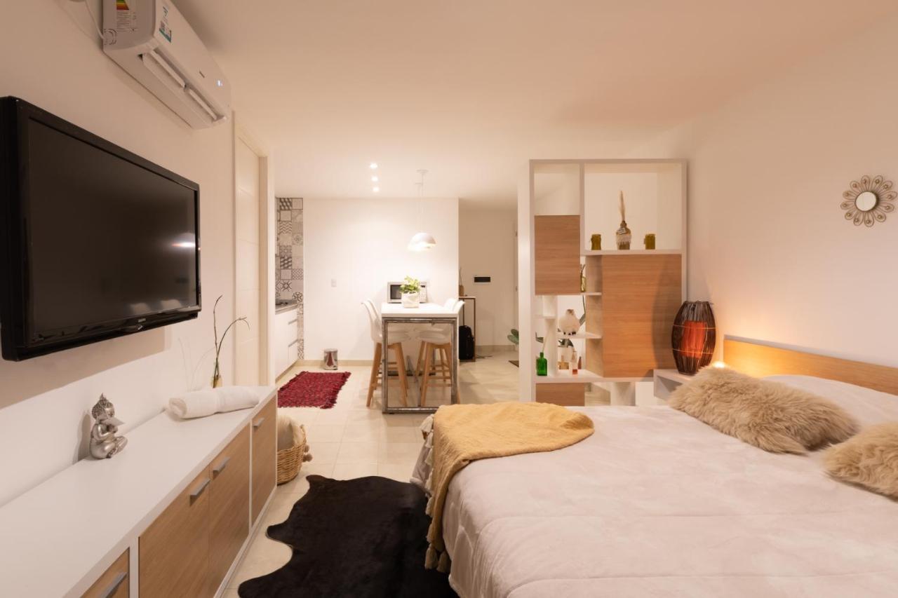 Cbmona Suites Villa Mercedes Luaran gambar